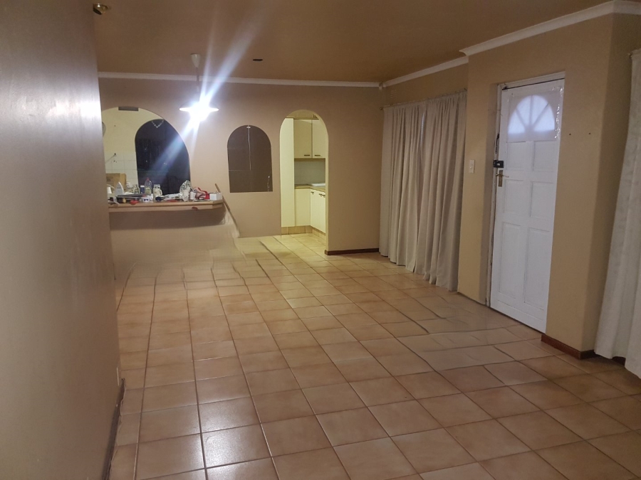 3 Bedroom Property for Sale in Edgemead Western Cape